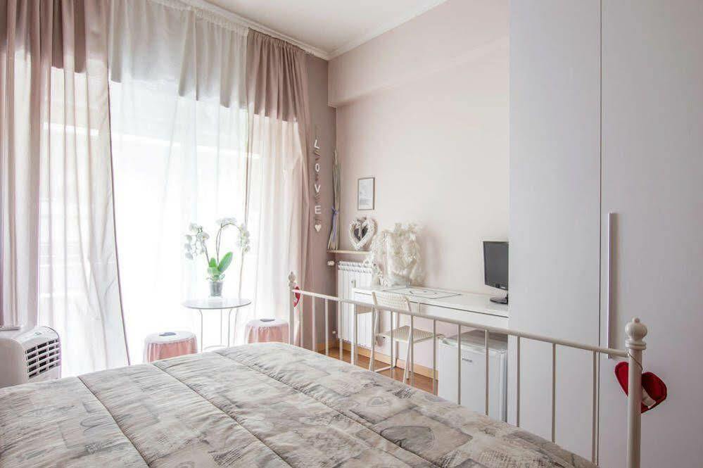Roma Amor 396 Bagian luar foto